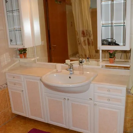 Haus Orta Apartman *