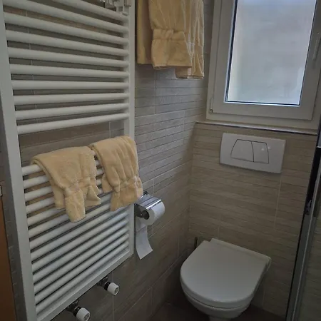 Haus Orta Apartmán *