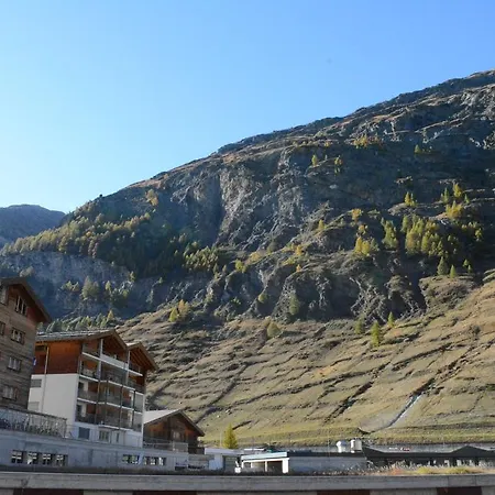 Daire Haus Orta Zermatt