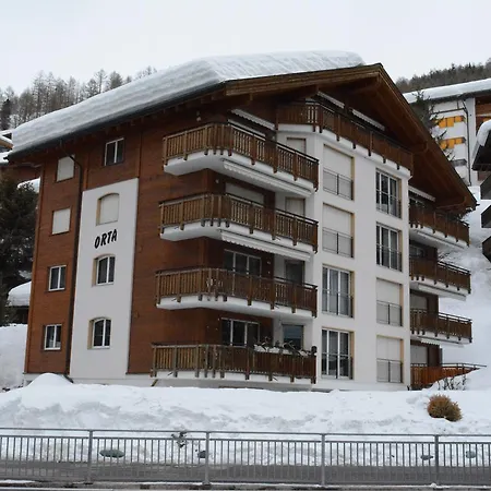 Haus Orta Apartmán *