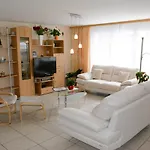 Haus Orta Апартаменты Церматт