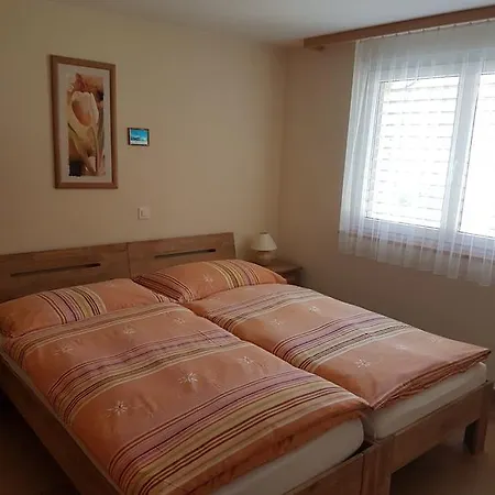 Haus Orta Lägenhet *